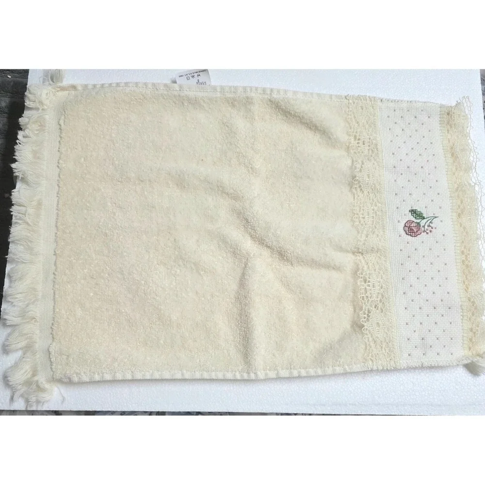 Vtg Cannon Embroidered Floral Hand Towel Beige Cotton Lace Rose 18x11 Decor